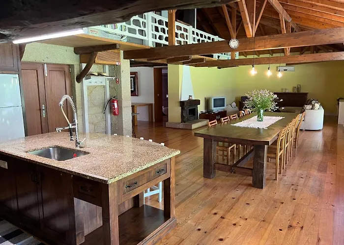 O Celeiros Casa de Férias Freixo (Norte)